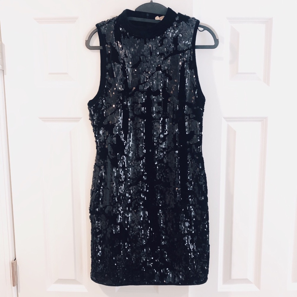 Sequence classy black dress!